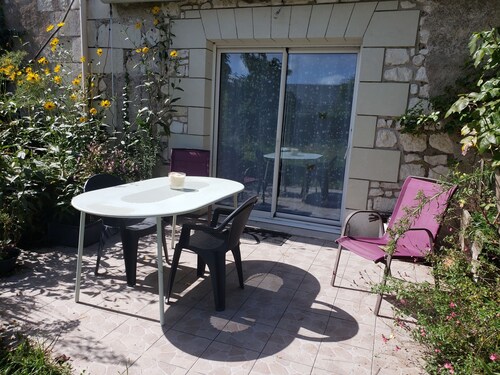 Le chai des Vignes Roses