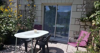 Le chai des Vignes Roses