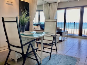 Studio, Multiple Beds, Balcony, Ocean View (Shoreline Studio) | Dining