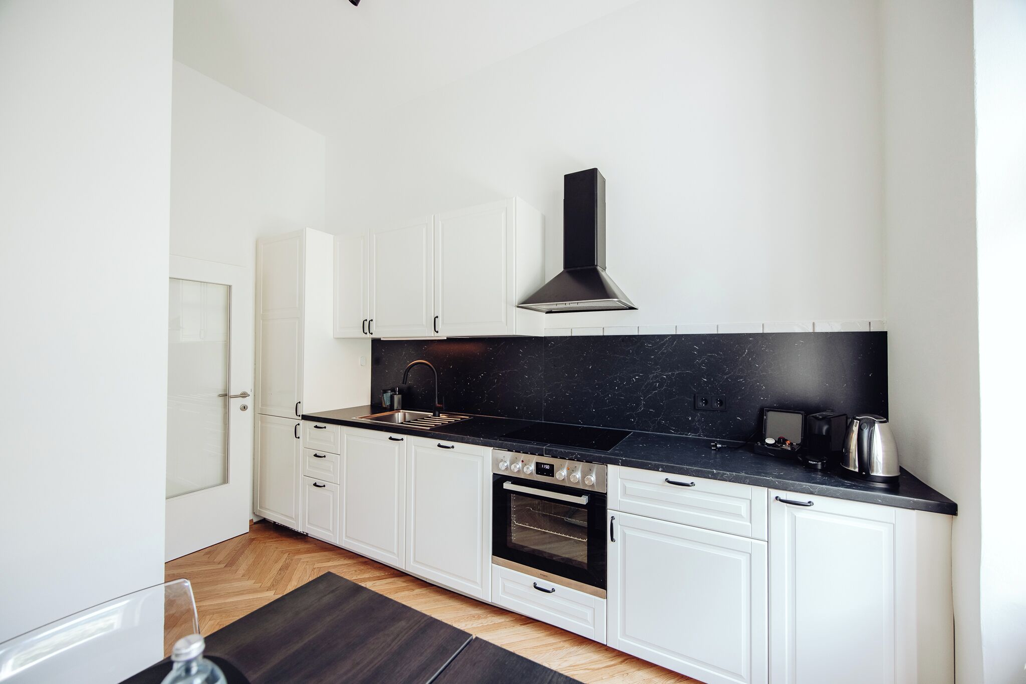 Family Apartment, Balcony, City View | Private kitchen