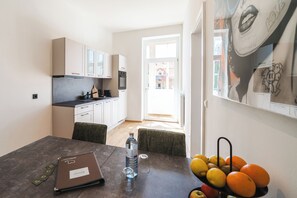 Departamento de lujo, vista a la ciudad | Cocina privada