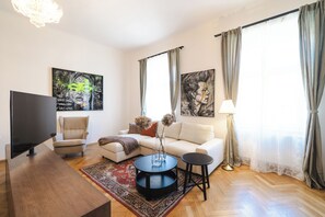 Lyxlägenhet - utsikt mot staden | Vardagsrum