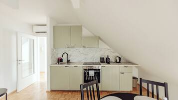 华丽公寓, 阳台, 庭院 | 私人厨房