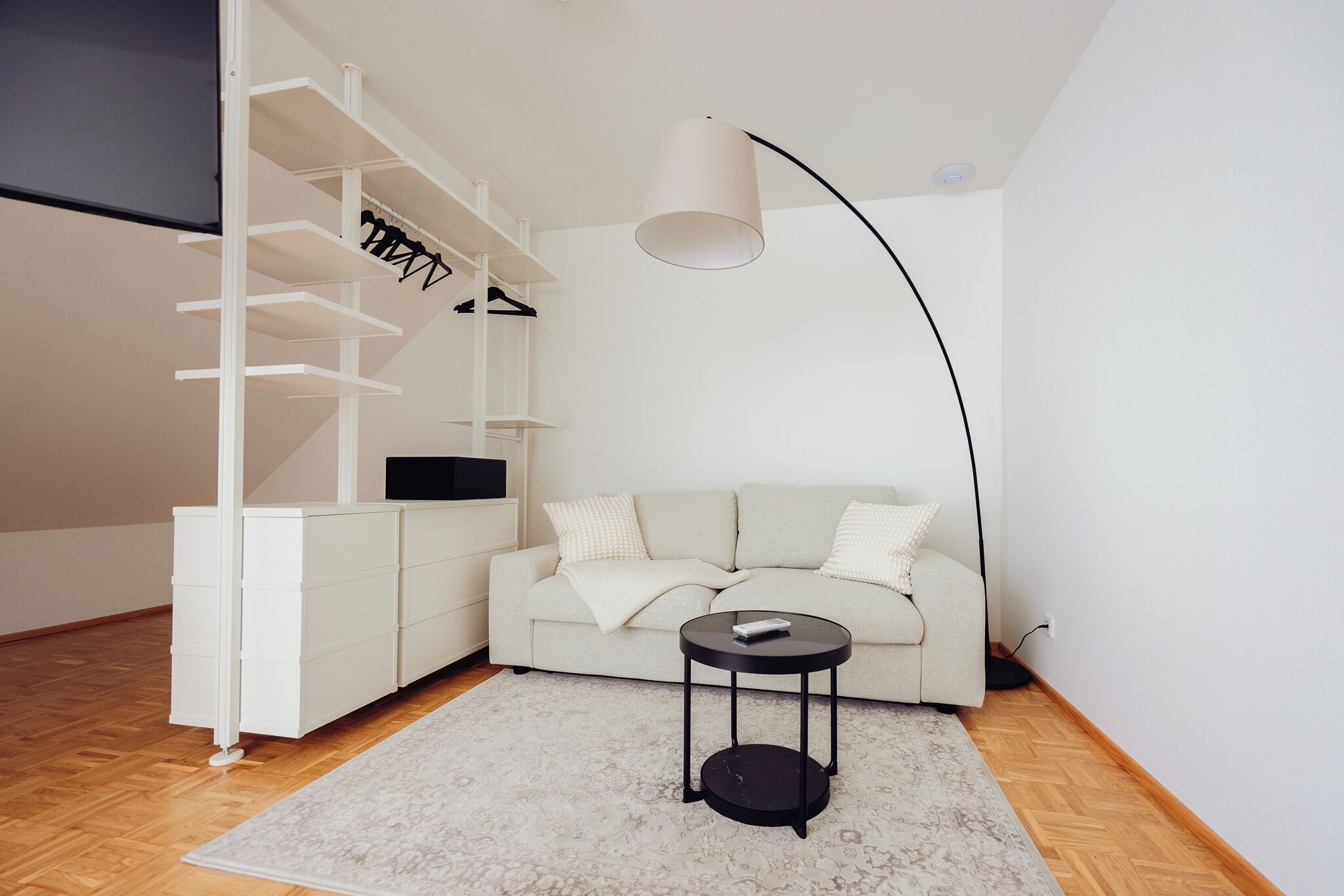 Family Apartment, Balcony, City View | Living area