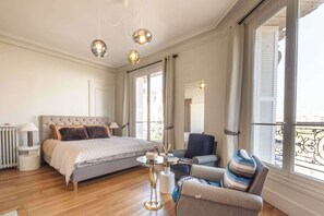 2 bedrooms, iron/ironing board, WiFi, bed sheets - Luxury Flat Eiffel View 3BR 7 Guests (Paris)