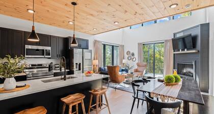 Ridgeview Retreat by Avantstay Sevierville Retreat Indoor Pool + Hot Tub + Firepit + Gym