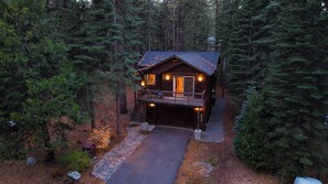 House (4 Bedrooms) | Interior - Cozy Tahoe Retreat w/ Hot Tub, Movie Room & Forest Views Tahoma Getaway by Avantstay (Tahoma)