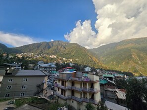 View from property - Triund View Homestay (Dharamshala)