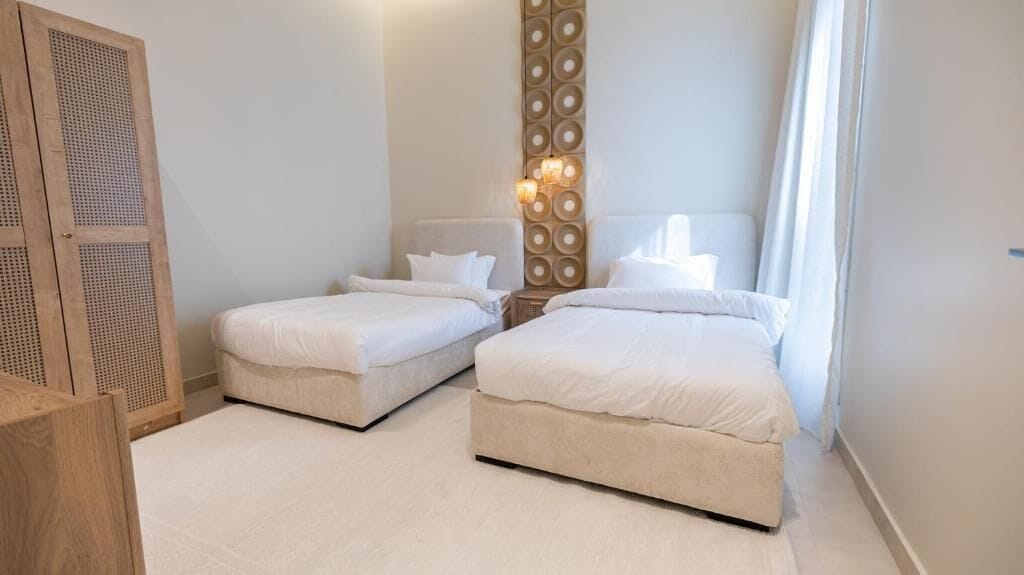 Superior Apartment, Balcony, Garden View | In-room safe, soundproofing, iron/ironing board, free WiFi