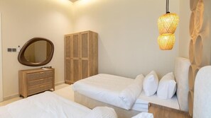 In-room safe, soundproofing, iron/ironing board, free WiFi - Luxurious Threebedroom Al Narjis Nayan (Riyadh)