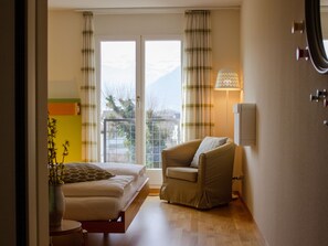 مكتب وواي فاي مجانًا