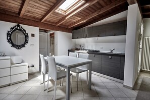 Appartement Deluxe, 3 chambres | Coin séjour