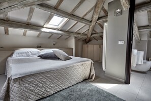 Camera Mansardata Superior | Chauffage