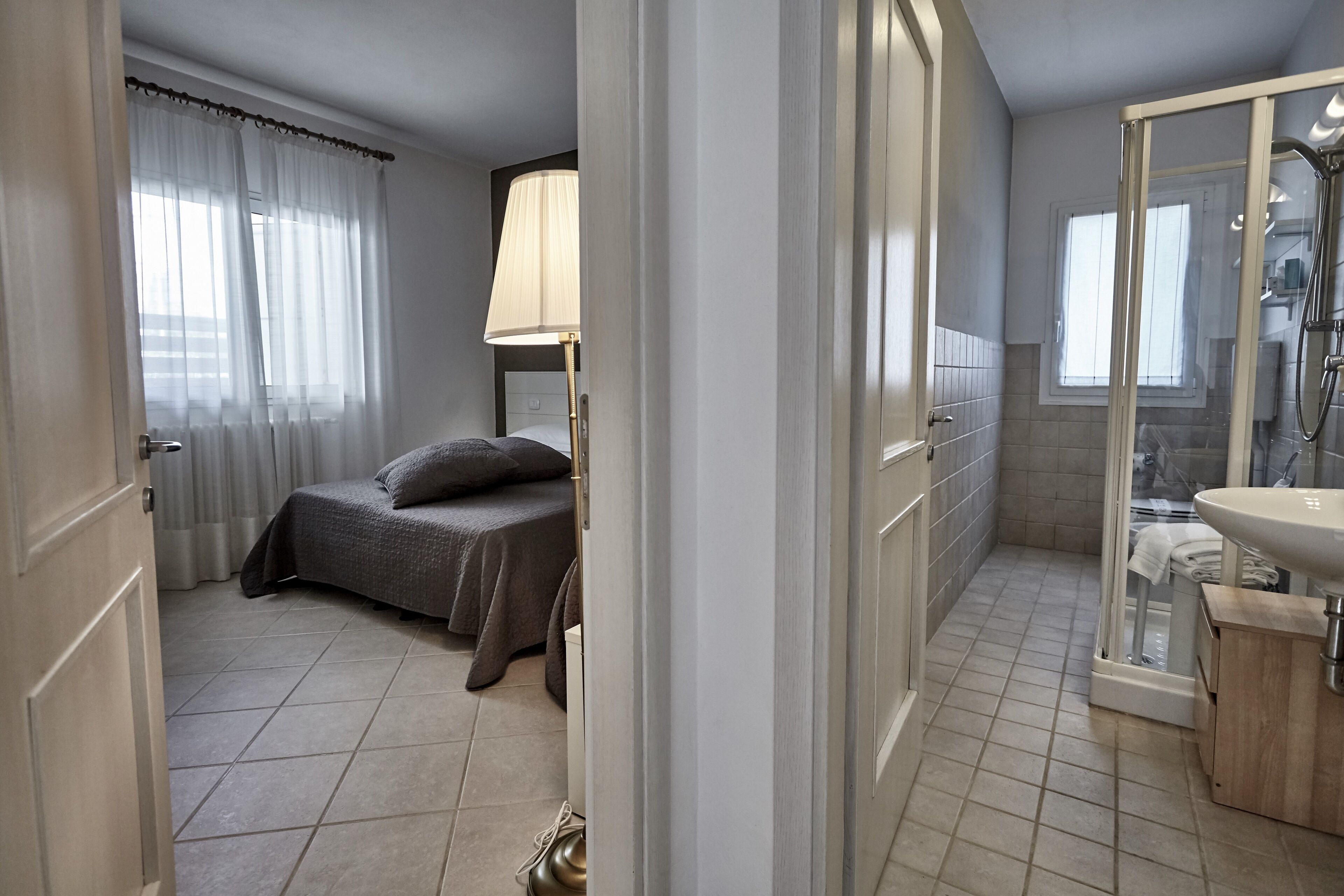 Superior-Apartment, Gartenblick | Badezimmer