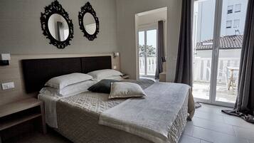 Camera King Superior con Balcone | In-room safe, desk, soundproofing, free WiFi