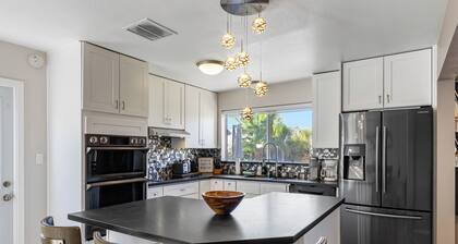 Scottsdale Sahuaro Oasis 3-bedroom with Private Pool