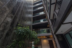 Appartement, 3 slaapkamers, toegankelijk voor mindervaliden, balkon | Details aan de buitenkant