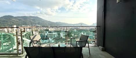 Huoneisto, 3 makuuhuonetta, esteetön, parveke | Parveke