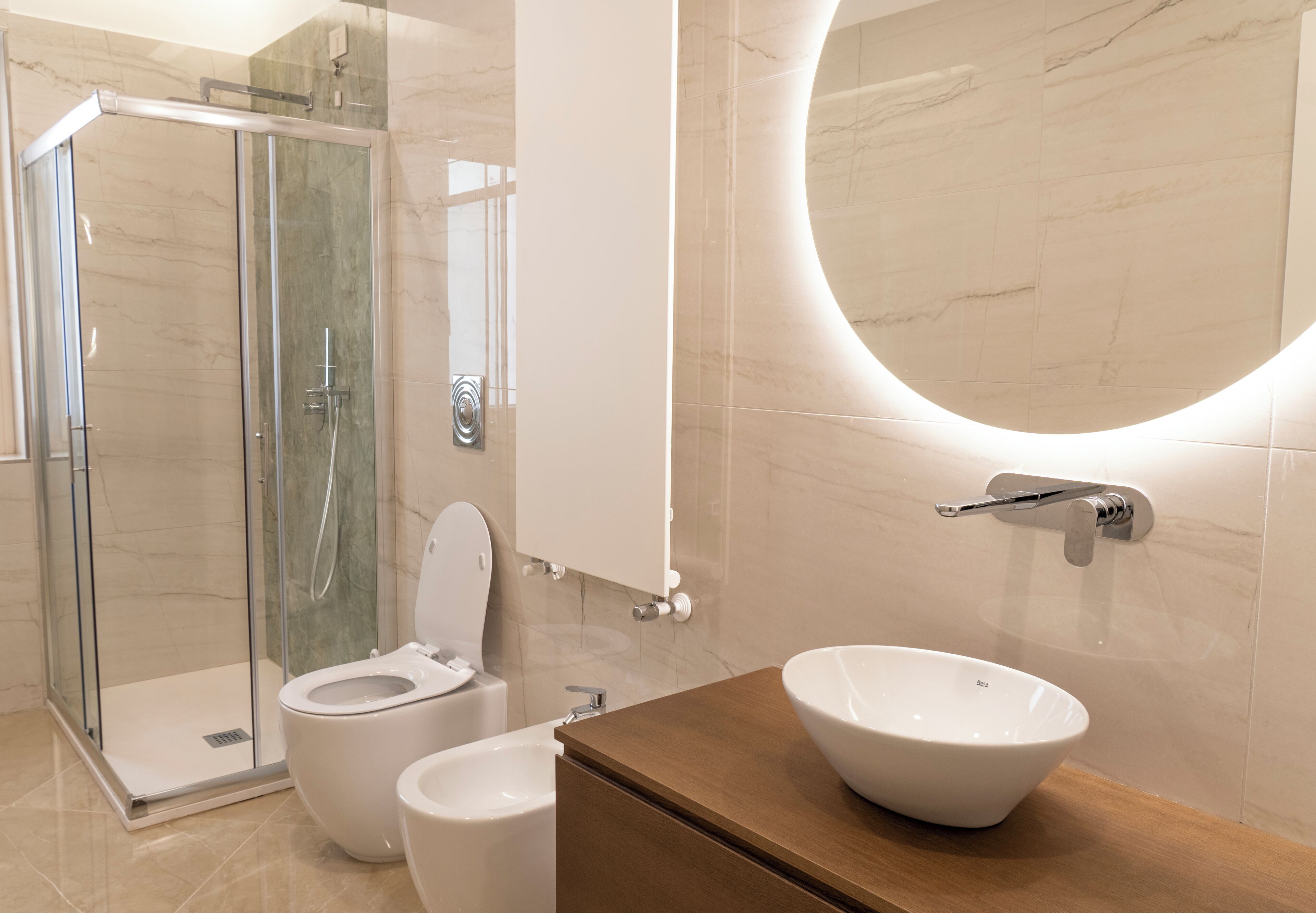 Habitación doble superior, vistas a la ciudad | Caja fuerte, cortinas opacas, sistema de insonorización y wifi gratis