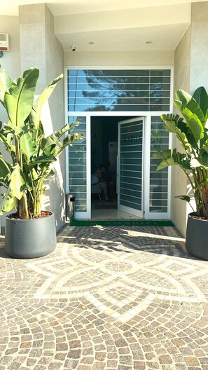 บริเวณภายนอก