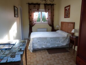 واي فاي وملاءات أسرّة