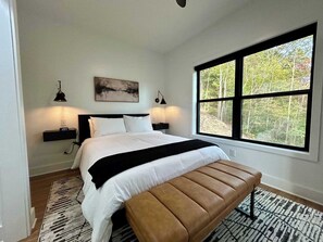2 bedrooms, desk, WiFi, bed sheets - Boulder Outlook | Epic views | Sauna/Hot tub |Wifi (Denniston)