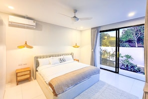 3 bedrooms, in-room safe, free WiFi, bed sheets