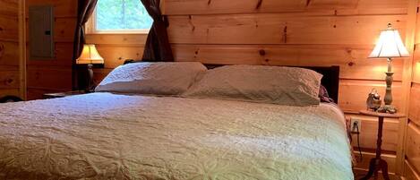 1 bedroom, bed sheets