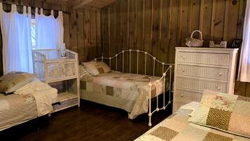 Bügeleisen/Bügelbrett, WLAN, Bettwäsche