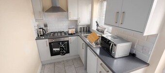 Modern Family Home Near Liverpool City