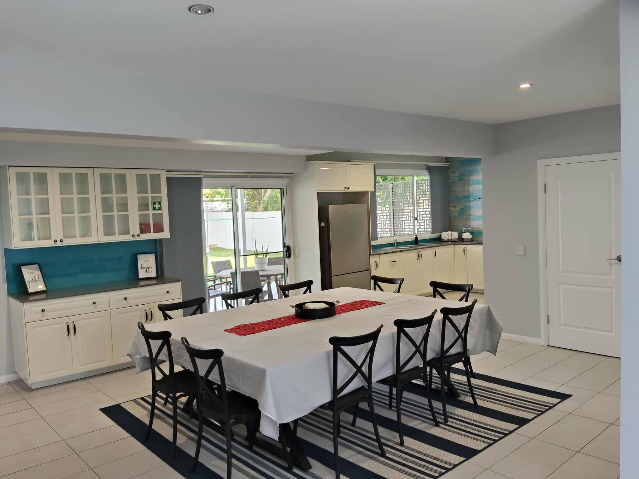 Casa, 5 habitaciones, para fumadores, balcón | Comedor