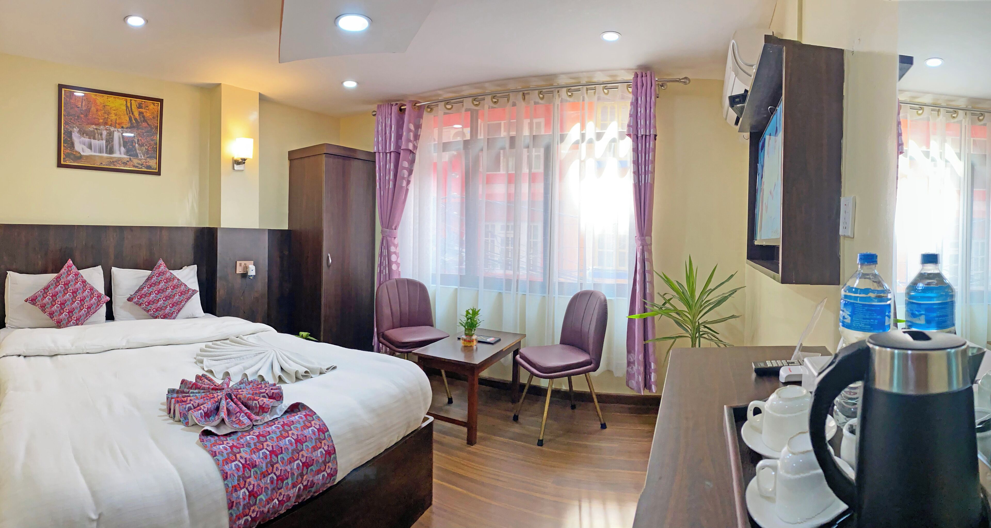 Deluxe Double Room, City View | Desk, laptop workspace, free WiFi