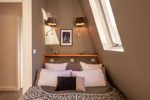 2 chambres, fer et planche à repasser, accès Internet, draps fournis