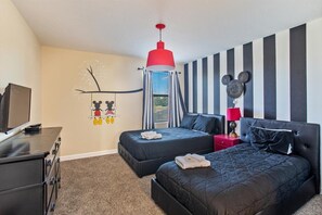 7 Schlafzimmer, Bügeleisen/Bügelbrett, WLAN, Bettwäsche