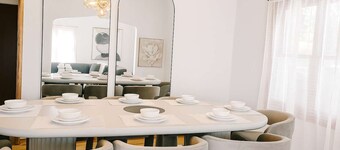 The Hillside - Historic Tudor retreat in SLC