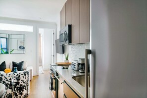 아파트, 침실 2개, 반려동물 동반 가능 | 전용 주방 | 대용량 냉장고, 전자레인지, 오븐, 쿡탑