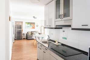 Microwave, stovetop, dishwasher