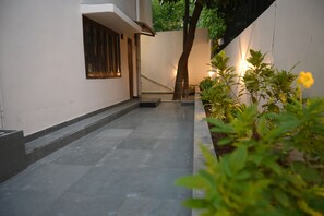 Televisión LED de 32 pulgadas con canales digitales