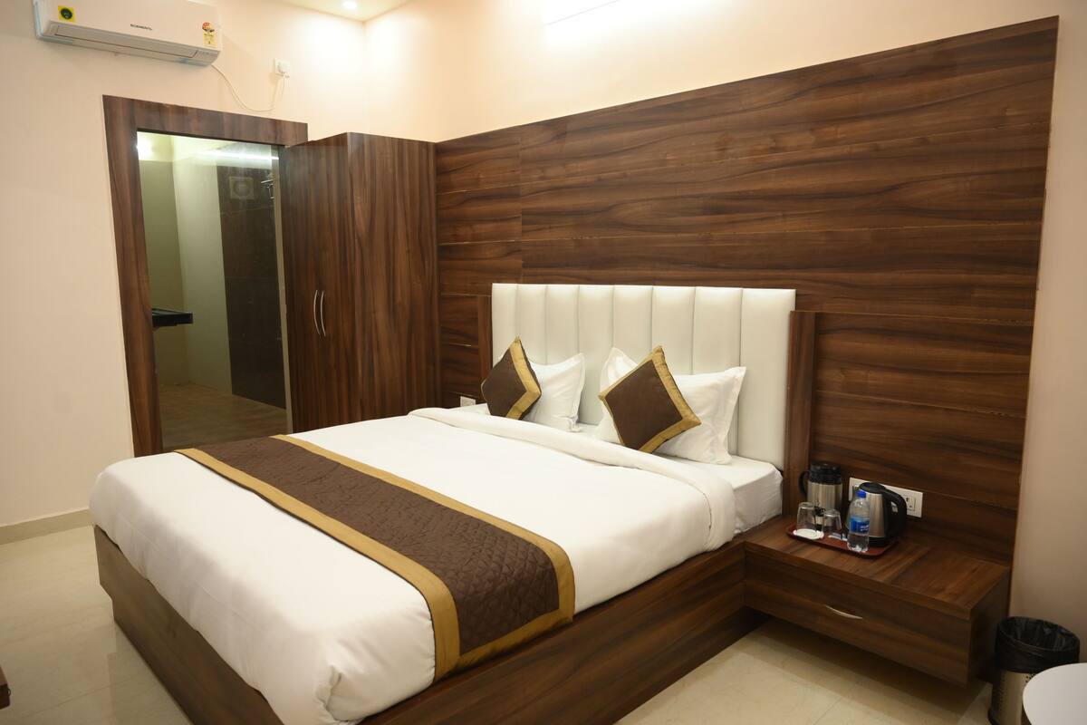 Super Deluxe Room