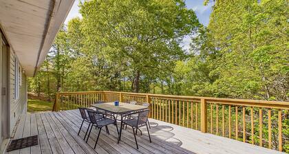 McKenzie House | Quiet Bella Vista Retreat