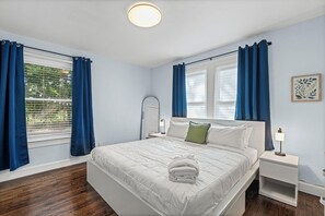 2 Schlafzimmer, Bügeleisen/Bügelbrett, kostenloses WLAN, Bettwäsche