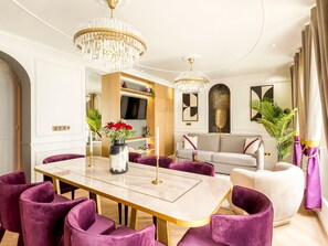 Interior - Merveil Luxury Suite - St George (Paris)