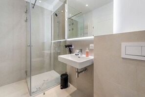 Bathroom - easy-flat Votiv - 153sqm Apartment with Terrace (Vienna)