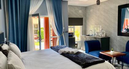Executive Studio Apartment Near the Airport - 2320