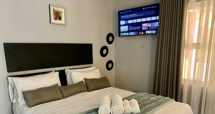 Modern Studio in New Chadcombe - 2315