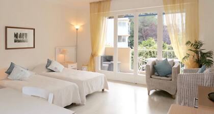 Spacious Studio Apartment Close to The Martinez - 2313