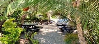 공항 근처의 풀사이드 이그제큐티브 스위트 - 2322