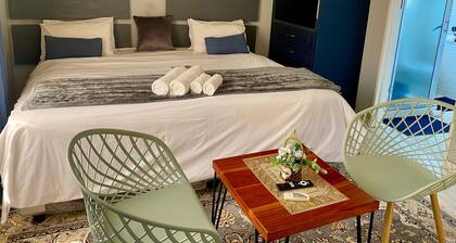 Modern Studio Apartment in a Central New Chadcombe - 2318