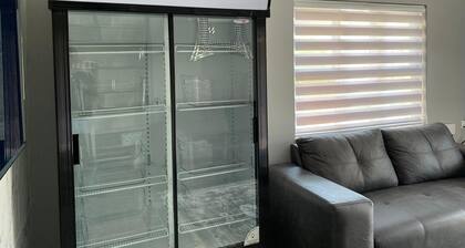 Spacious Ground-floor Studio in Central New Chadcombe - 2316