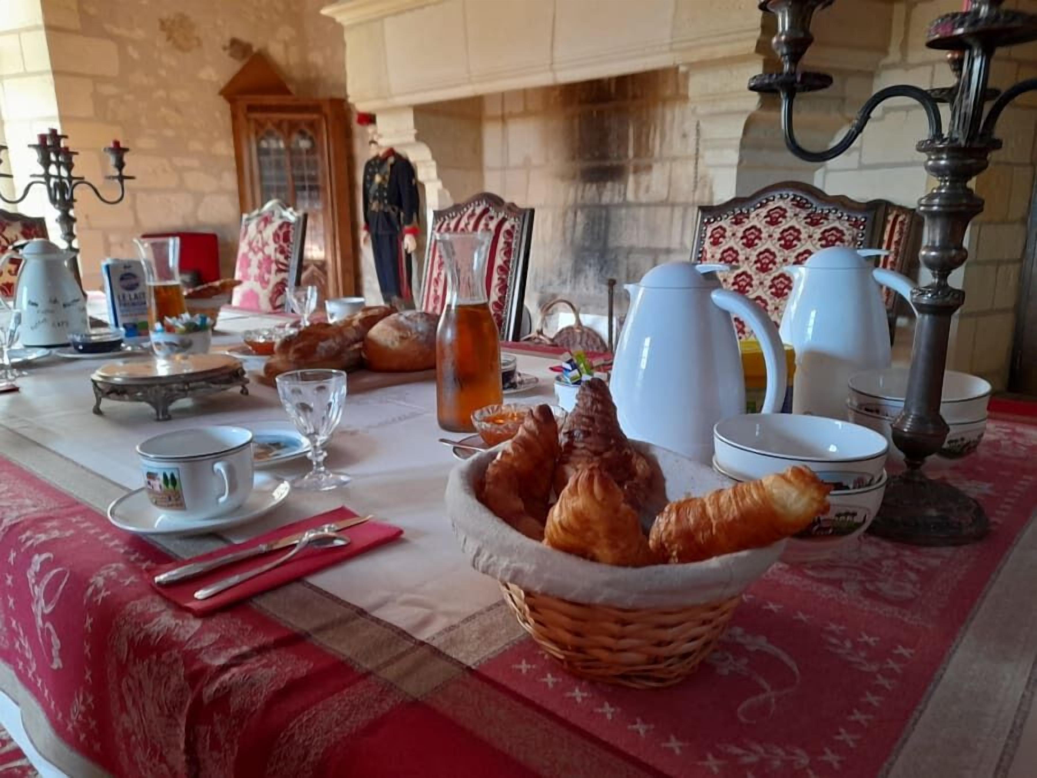 Esmorzar diari complet gratuït 